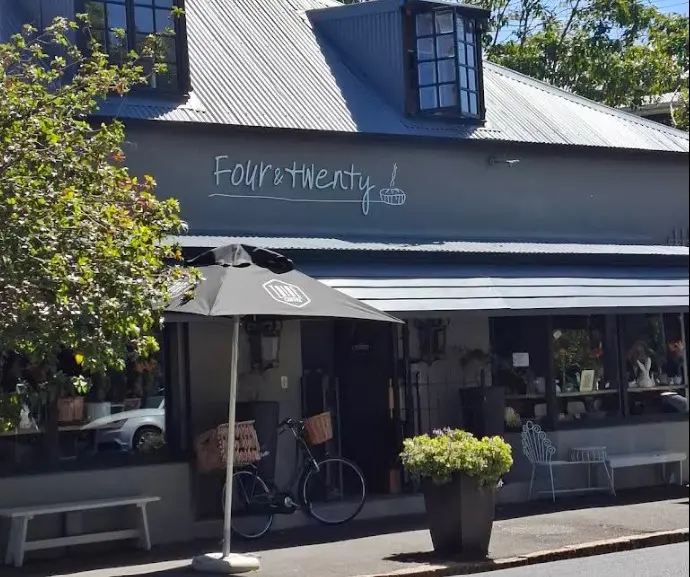 Four & Twenty Cafe