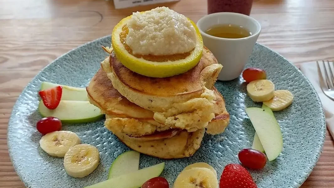 Whole Earth Cafe